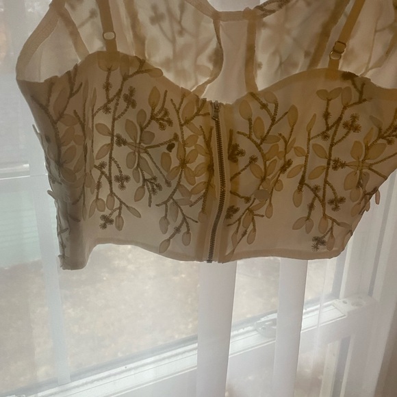 Floral crop top - Picture 4 of 4